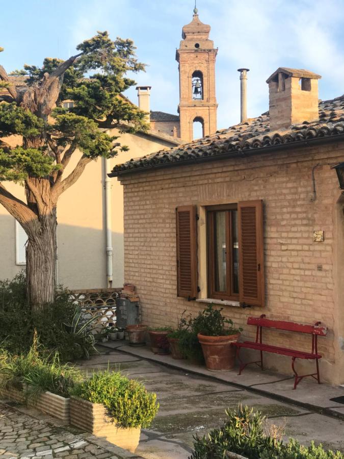 Bed and Breakfast La Trave Montecosaro  Экстерьер фото