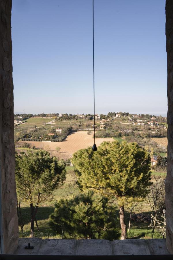 Bed and Breakfast La Trave Montecosaro  Экстерьер фото